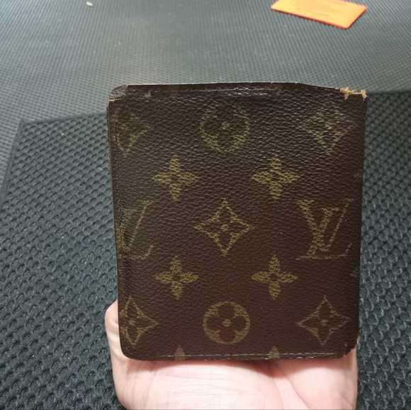 Louis Vuitton Other - Louis Vuitton